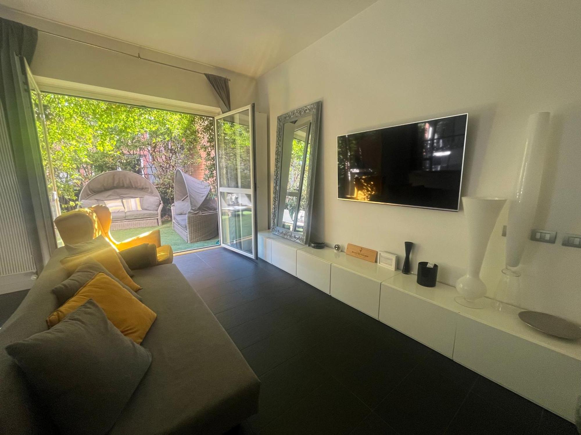 Sunny Design Loft In Apartment Mailand