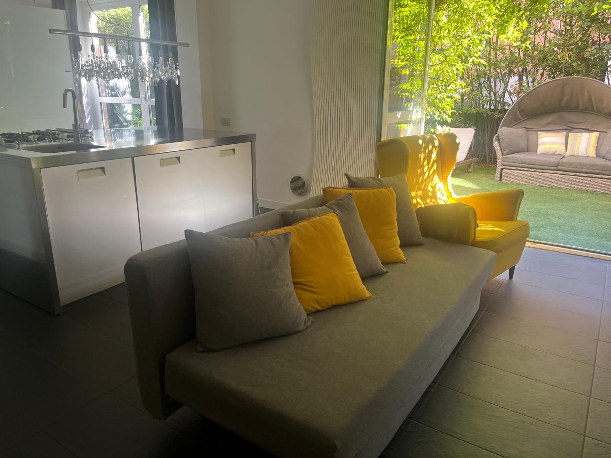Apartment Sunny Design Loft In Mailand